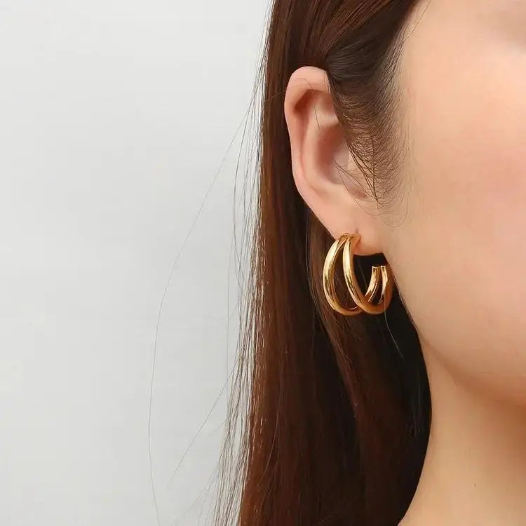 Elegant Double Hoop Earrings – Gold & Silver