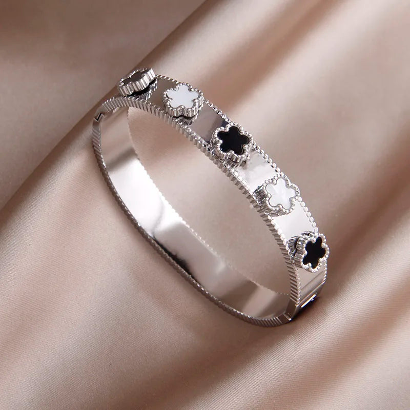 Lynda Kay’s Elegant Bangle Bracelet Collection