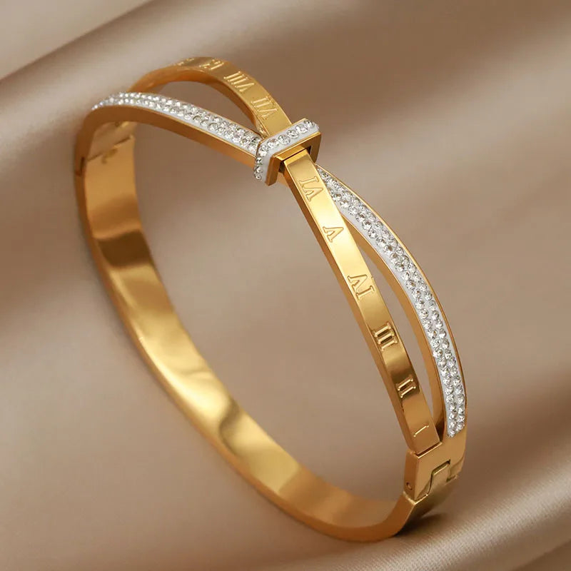 Lynda Kay’s Elegant Bangle Bracelet Collection